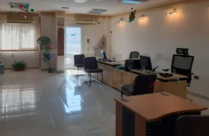 Apartment - 3 Bedrooms - 2 Bathrooms for sale in Omar Lotfy St. - Ibrahimia - Hay Wasat - Alexandria
