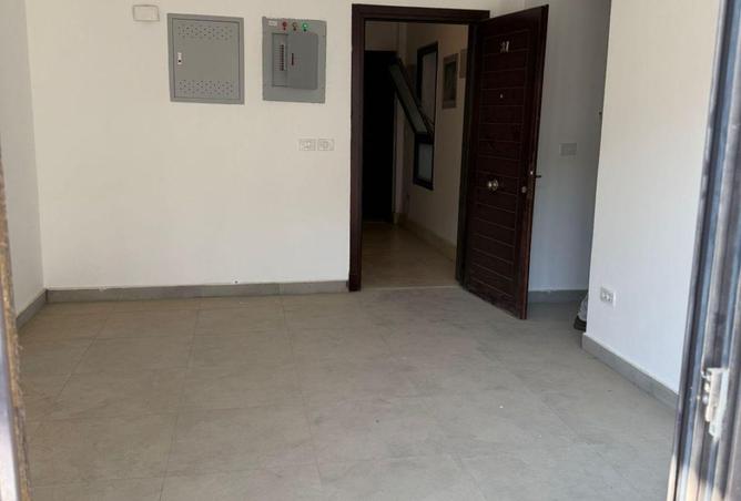 8629668 - Property Image 3