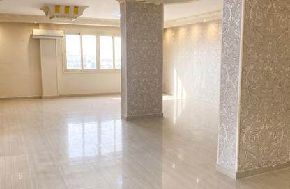 Duplex - 4 Bedrooms - 3 Bathrooms for sale in West Arabella - 5th Settlement Compounds - The 5th Settlement - New Cairo City - Cairo