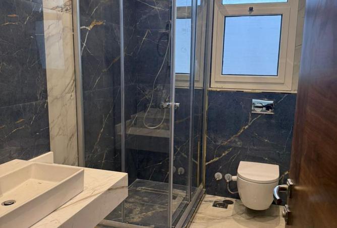 97728900 - Property Image 3