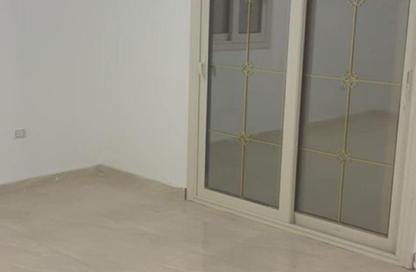 Apartment - 3 Bedrooms - 2 Bathrooms for rent in Mohamed Naguib Axis - Abou El Houl - New Cairo City - Cairo