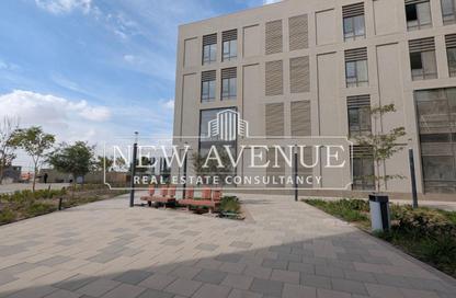 Office Space - 1 Bedroom - 2 Bathrooms for sale in District 5 - 5th Settlement Compounds - The 5th Settlement - New Cairo City - Cairo