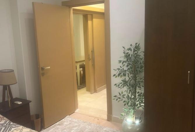 98553927 - Property Image 3