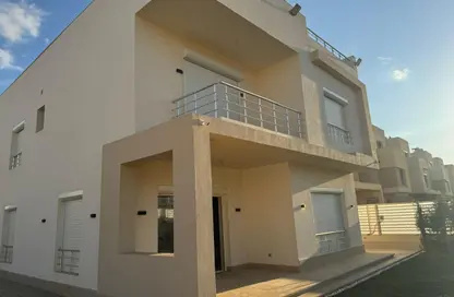 Villa - 4 Bedrooms - 4 Bathrooms for sale in Grand Heights - Northern Expansions - 6 October City - Giza