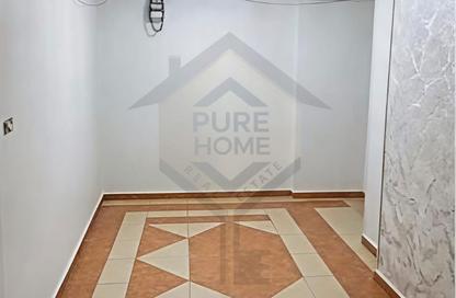 Apartment - 3 - 1 for sale in Othman Galal St. - Moharam Bek - Hay Wasat - Alexandria