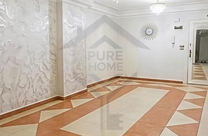 Apartment - 3 - 1 for sale in Othman Galal St. - Moharam Bek - Hay Wasat - Alexandria