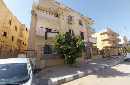 شقة - 2 غرف نوم - 2 حمامات للبيع في شارع عمر خورشيد - البنفسج 10 - البنفسج - مدينة القاهرة الجديدة - القاهرة