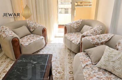Apartment - 2 Bedrooms - 1 Bathroom for rent in Iskandar Ibrahim St. - Miami - Hay Awal El Montazah - Alexandria
