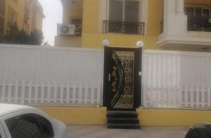 Apartment - 3 Bedrooms - 2 Bathrooms for sale in Al Khamayel city - Sheikh Zayed Compounds - Sheikh Zayed City - Giza