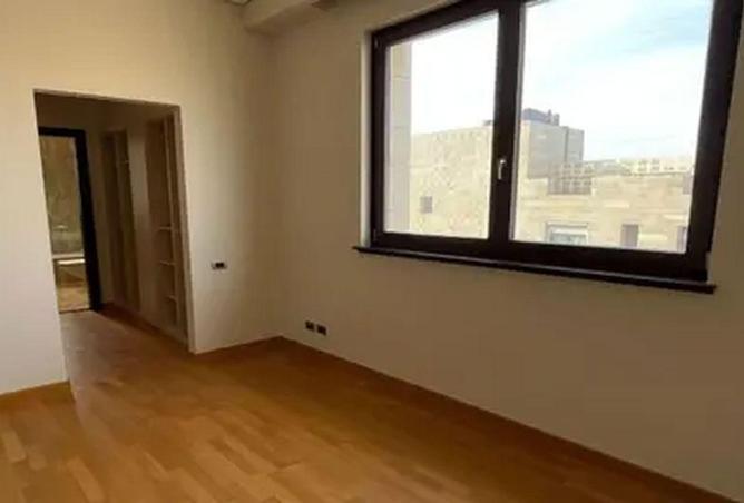 8584108 - Property Image 3