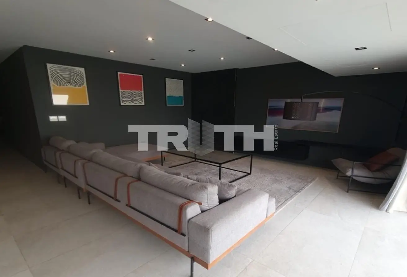 115176618 - Property Main Image