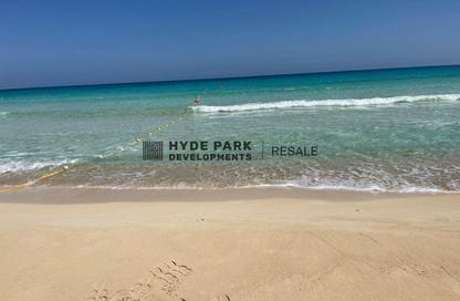 Chalet - 2 Bedrooms - 2 Bathrooms for sale in Seashore - Ras Al Hekma - North Coast