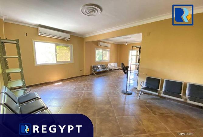 8693144 - صورة العقار 2