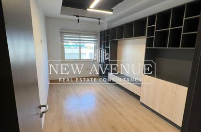 Clinic - 3 Bedrooms - 1 Bathroom for rent in ELEGANTRY - District 1 - The 5th Settlement - New Cairo City - Cairo
