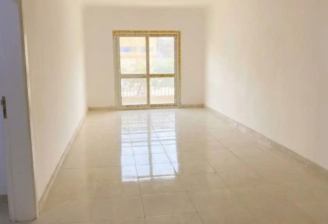 120884946 - Property Main Image