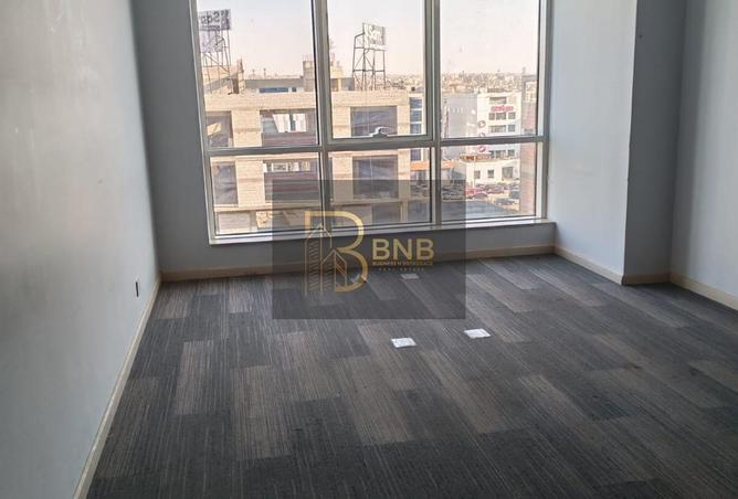 81843633 - Property Image 3