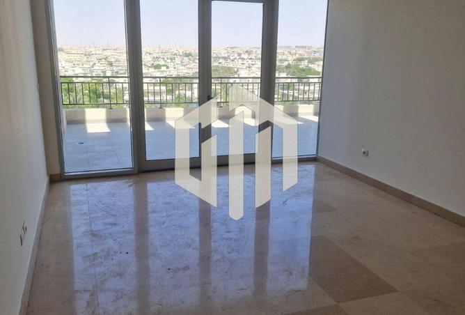 98009158 - Property Image 3