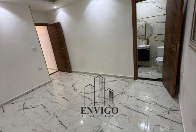 53472355 - Property Image 2