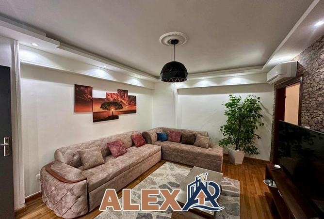 77047036 - Property Image 3