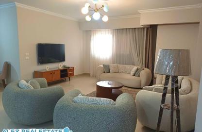 Apartment - 4 Bedrooms - 2 Bathrooms for rent in Mohamed Fawzy Moaz St. - Smouha - Hay Sharq - Alexandria