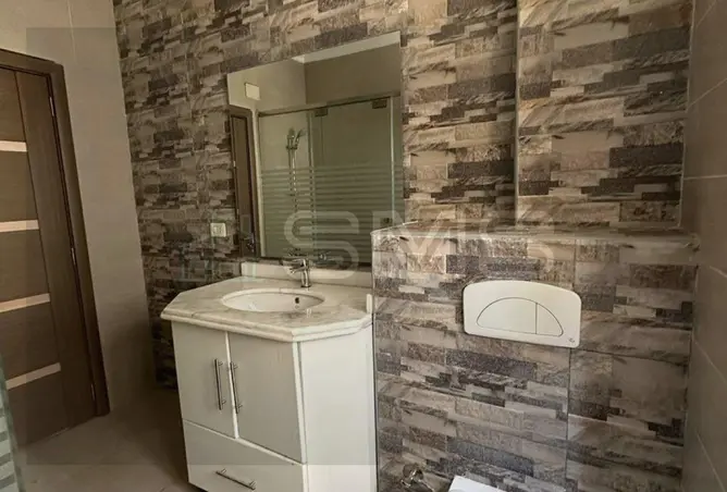 111308020 - Property Image 2