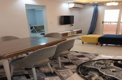 Apartment - 3 Bedrooms - 1 Bathroom for rent in Gardenia City Compound Nasr City - Zahraa Madinat Nasr - Nasr City - Cairo