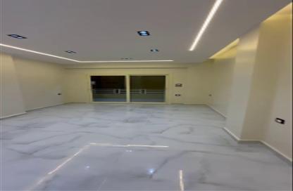 Apartment - 3 Bedrooms - 2 Bathrooms for rent in Katameya Gardens - El Katameya Compounds - El Katameya - New Cairo City - Cairo
