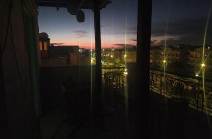 Penthouse - 4 Bedrooms - 2 Bathrooms for sale in Beverly Hills - Sheikh Zayed Compounds - Sheikh Zayed City - Giza