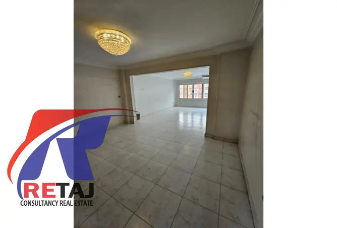 72437970 - Property Image 3