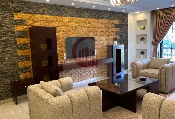 97440440 - Property Image 2