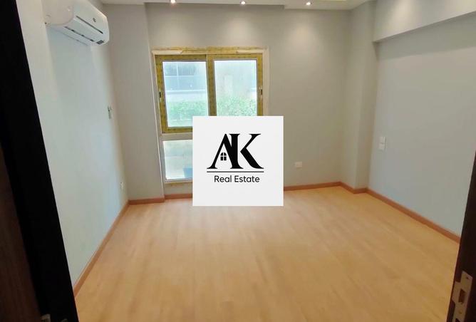 70366509 - Property Image 3