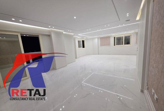 57243125 - Property Image 3