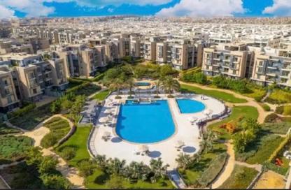(بنتهاوس  (روف - 3 غرف نوم - 3 حمامات للبيع في جاليريا  مون فالى - المستثمرين الجنوبية - مدينة القاهرة الجديدة - القاهرة