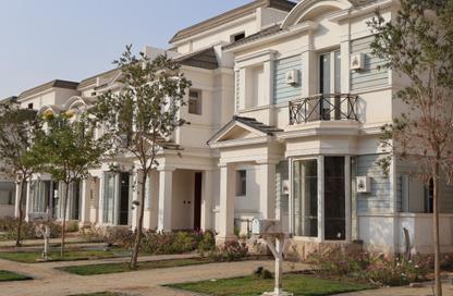Townhouse - 4 Bedrooms - 4 Bathrooms for sale in Mountain View iCity - 5th Settlement Compounds - The 5th Settlement - New Cairo City - Cairo