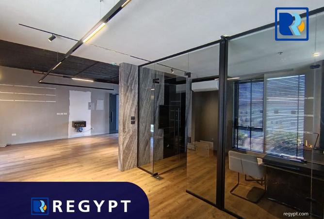 102060371 - Property Main Image