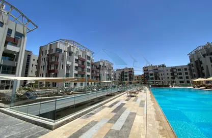 شقق فندقية - غرفة نوم - 2 حمامات للبيع في الجازي ماريوت ريزيدانس - محور محمد نجيب - المستثمرين الشمالية - مدينة القاهرة الجديدة - القاهرة