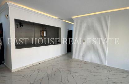 Apartment - 3 Bedrooms - 2 Bathrooms for sale in El Rehab Extension - Al Rehab - New Cairo City - Cairo Apartment - 3 Bedrooms - 2 Bathrooms for sale in El Rehab Extension - Al Rehab - New Cairo City - Cairo