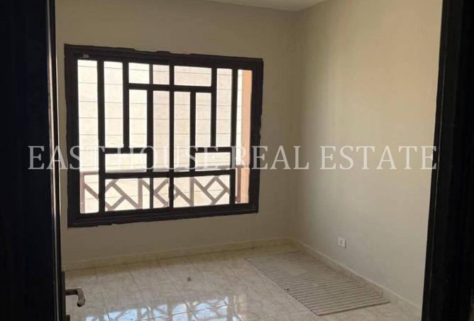 89834045 - صورة العقار 3
