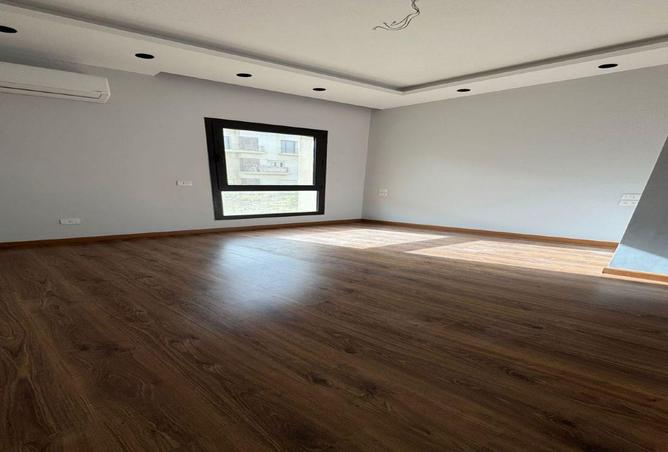 57755100 - Property Main Image