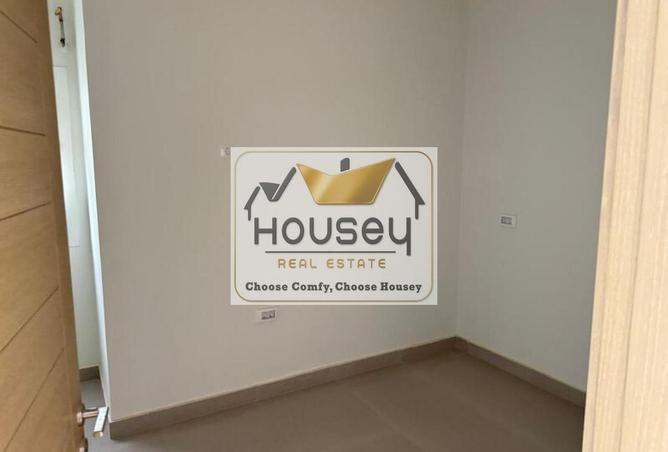 96589008 - Property Image 3