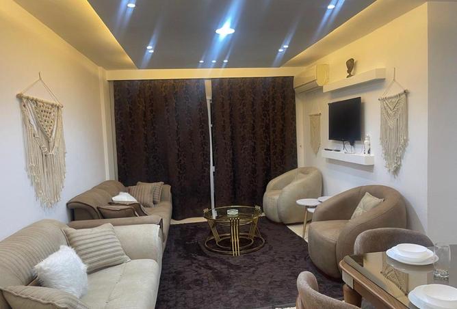 8573807 - Property Image 2