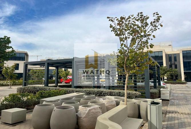 85 Sqm Furnished Office Space in Heart Work - Widok 3