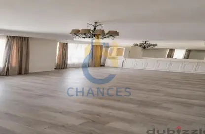 شقة - 3 غرف نوم - 3 حمامات للبيع في شارع 199 - دجلة - حي المعادي - القاهرة