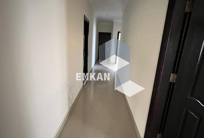 70373110 - Property Image 3