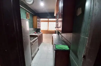 شقة - 3 غرف نوم - 1 حمام للبيع في شارع الشيخ احمد الصاوي - المنطقة السادسة - مدينة نصر - القاهرة