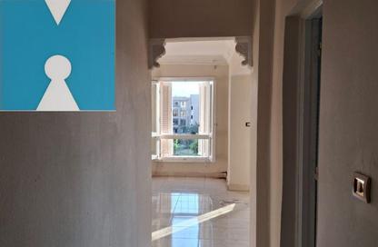 Apartment - 2 Bedrooms - 1 Bathroom for sale in Street 8 - 11th District - 6 October City - Giza