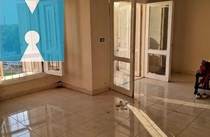 Apartment - 2 Bedrooms - 1 Bathroom for sale in Street 8 - 11th District - 6 October City - Giza