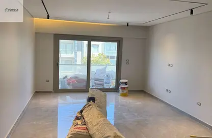 شقة - 2 غرف نوم - 2 حمامات للبيع في جاليريا  مون فالى - المستثمرين الجنوبية - مدينة القاهرة الجديدة - القاهرة