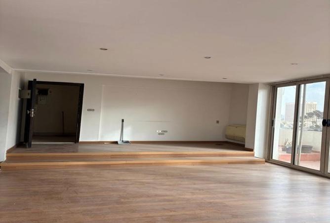 52449302 - Property Image 3