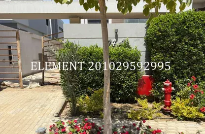 فيلا - 3 غرف نوم - 4 حمامات للبيع في باتيو الزهراء - كمبوندات الشيخ زايد - الشيخ زايد - الجيزة